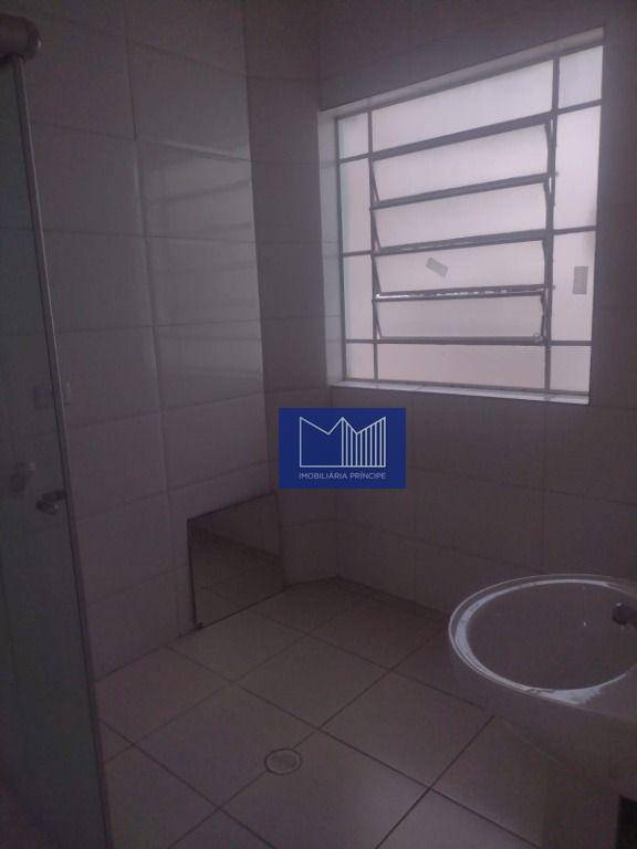 Apartamento para alugar com 2 quartos, 70m² - Foto 43