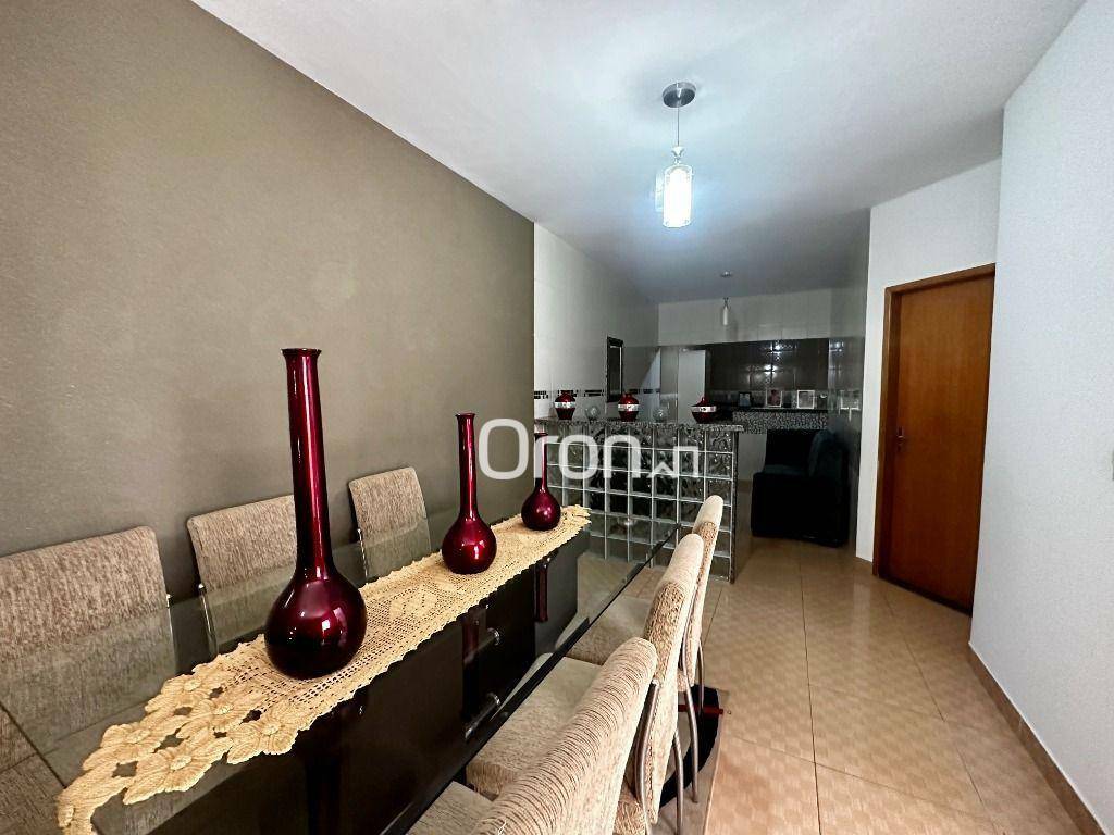 Sobrado à venda com 4 quartos, 300m² - Foto 2