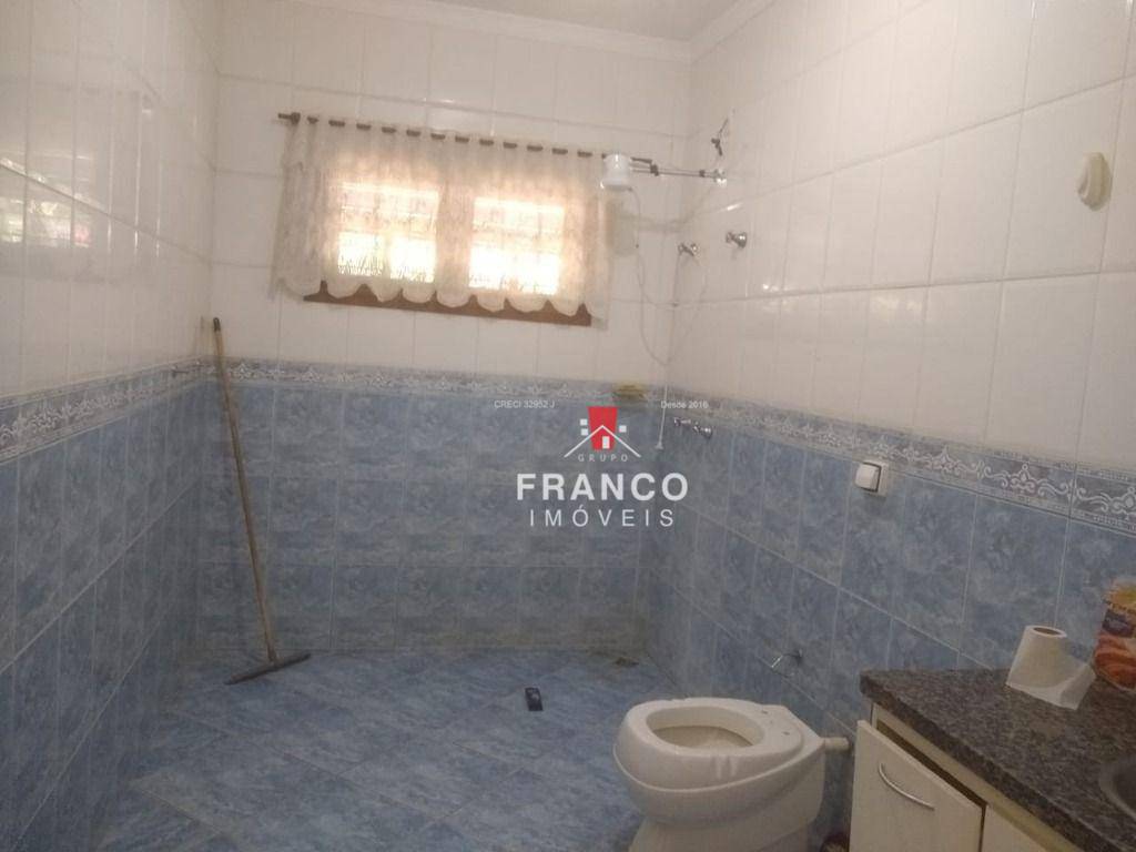 Casa para alugar com 2 quartos, 260m² - Foto 7