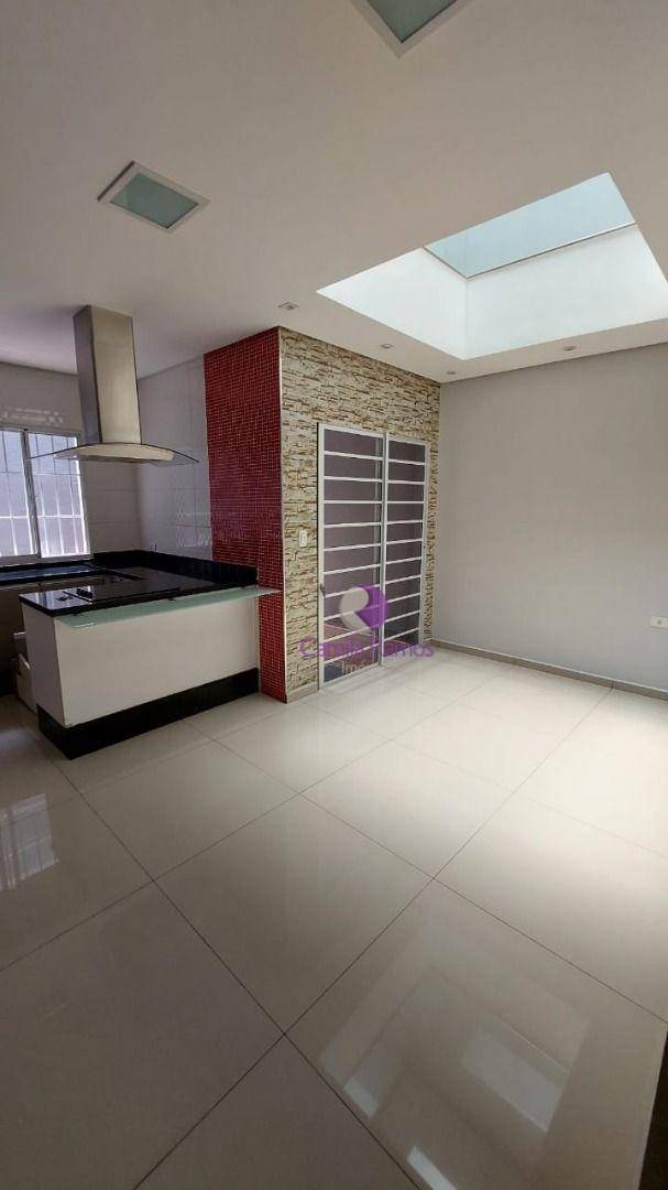 Sobrado à venda e aluguel com 3 quartos, 200m² - Foto 8