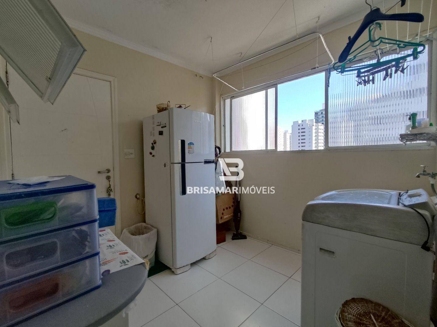 Apartamento à venda com 3 quartos, 136m² - Foto 35