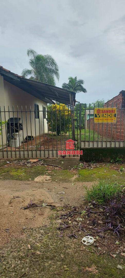 Casa à venda com 2 quartos, 50m² - Foto 2