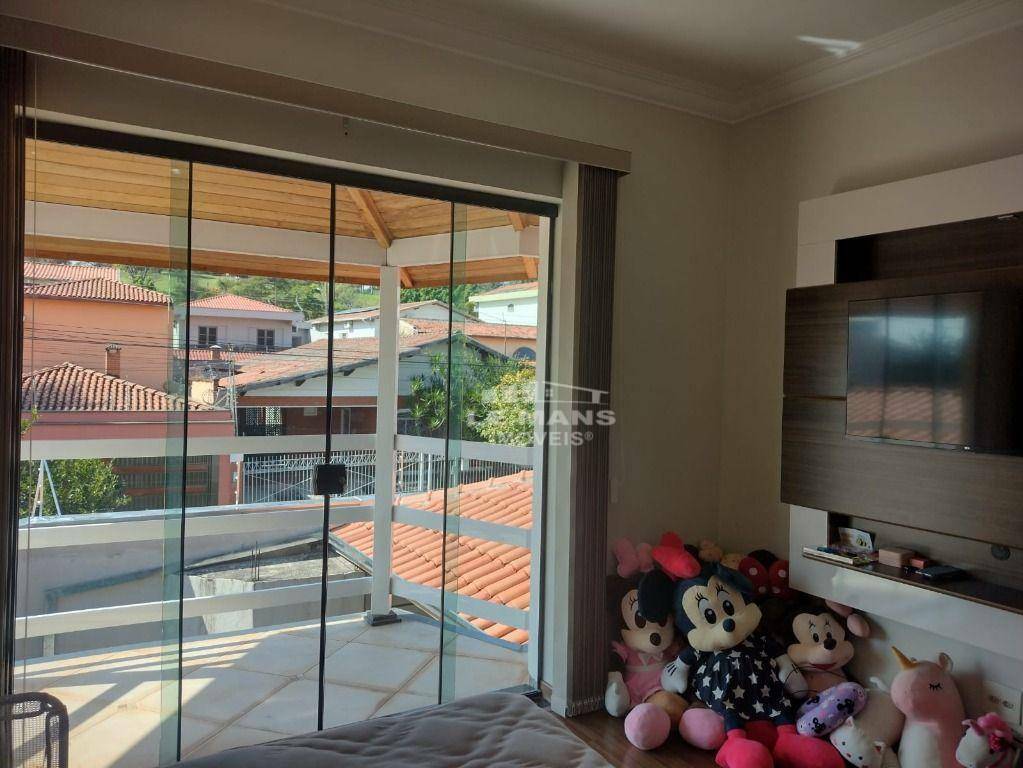 Casa à venda com 3 quartos, 298m² - Foto 5