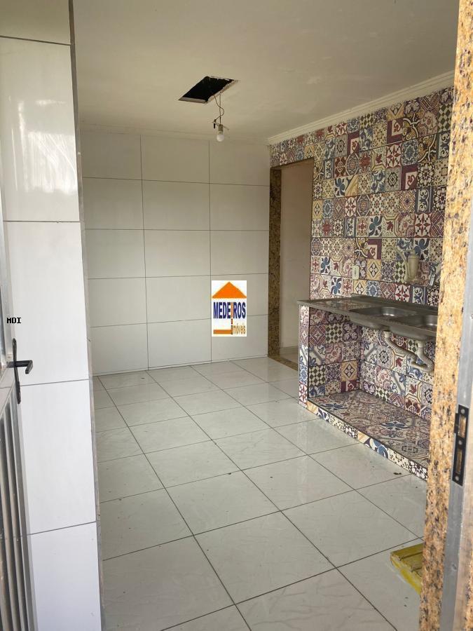 Casa à venda com 5 quartos, 280m² - Foto 2