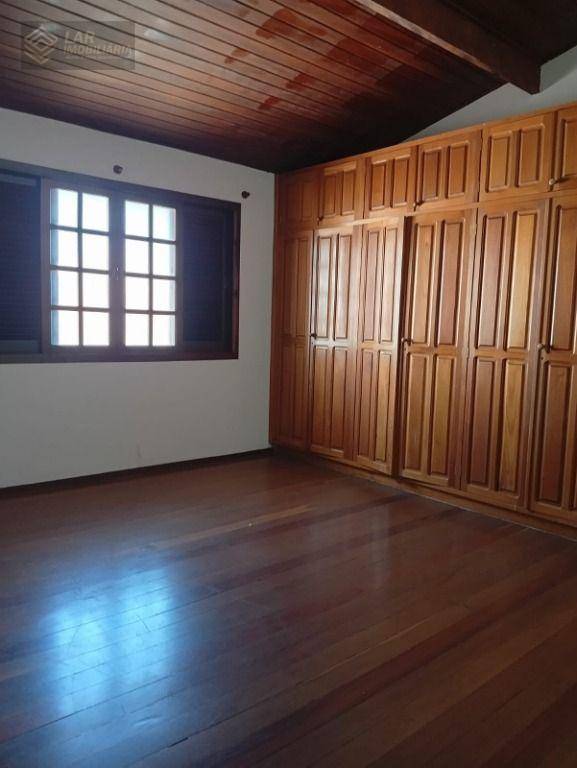 Casa à venda e aluguel com 4 quartos, 275m² - Foto 12