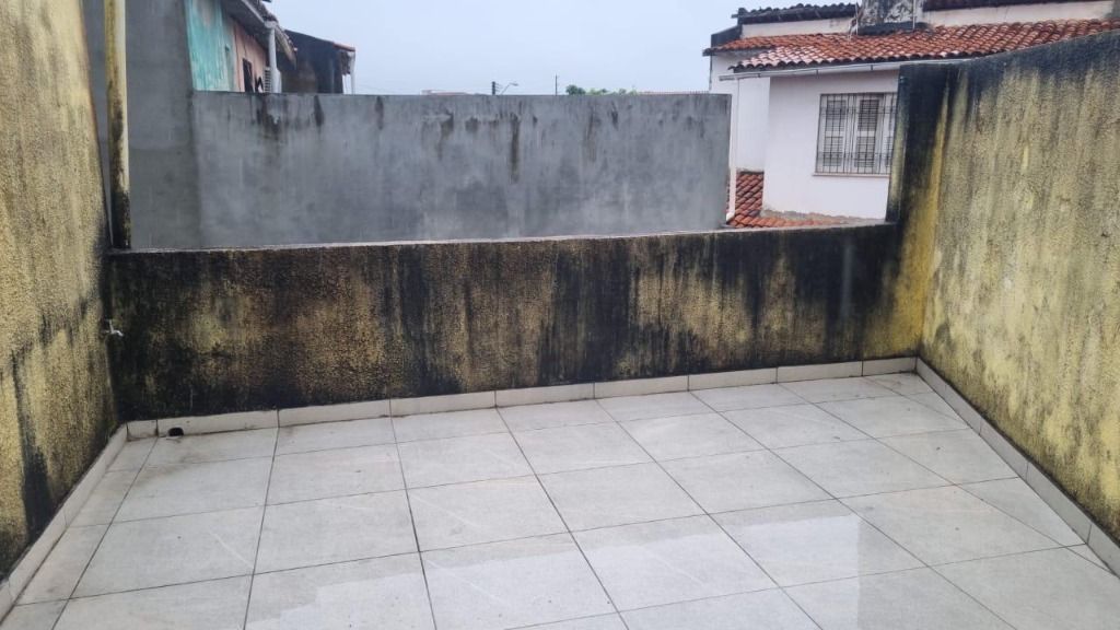 Casa à venda e aluguel com 3 quartos, 128m² - Foto 11