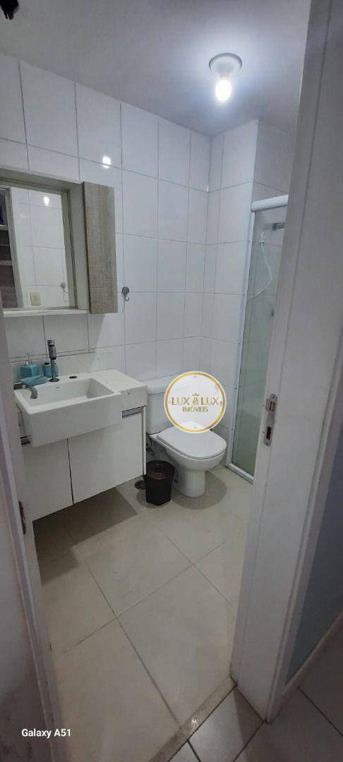 Apartamento para alugar com 3 quartos, 200m² - Foto 5