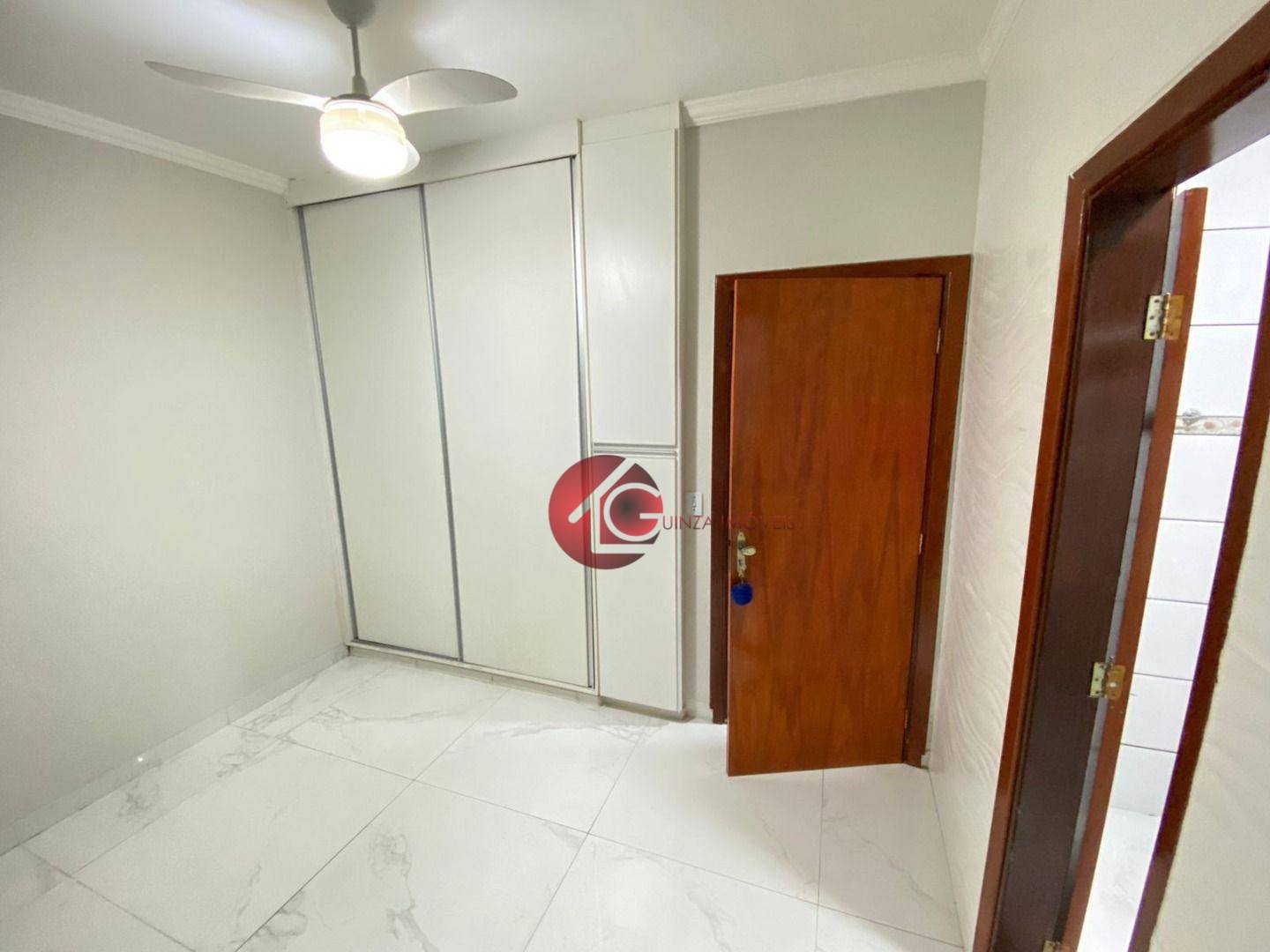 Sobrado à venda com 5 quartos, 270m² - Foto 11