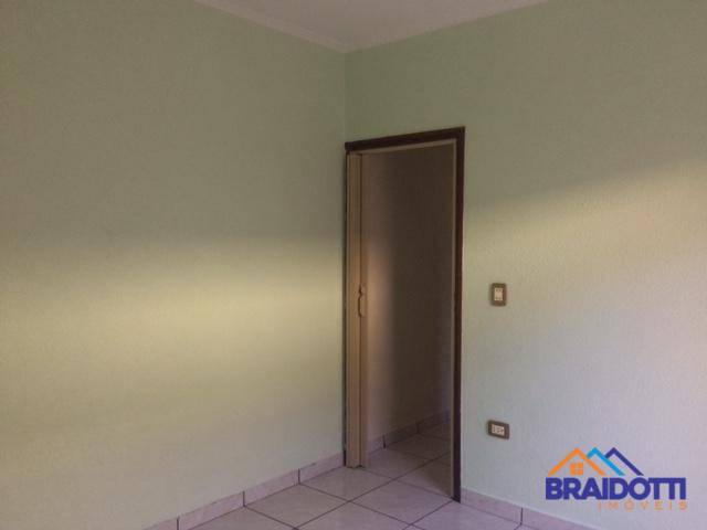 Casa à venda com 2 quartos, 110m² - Foto 12