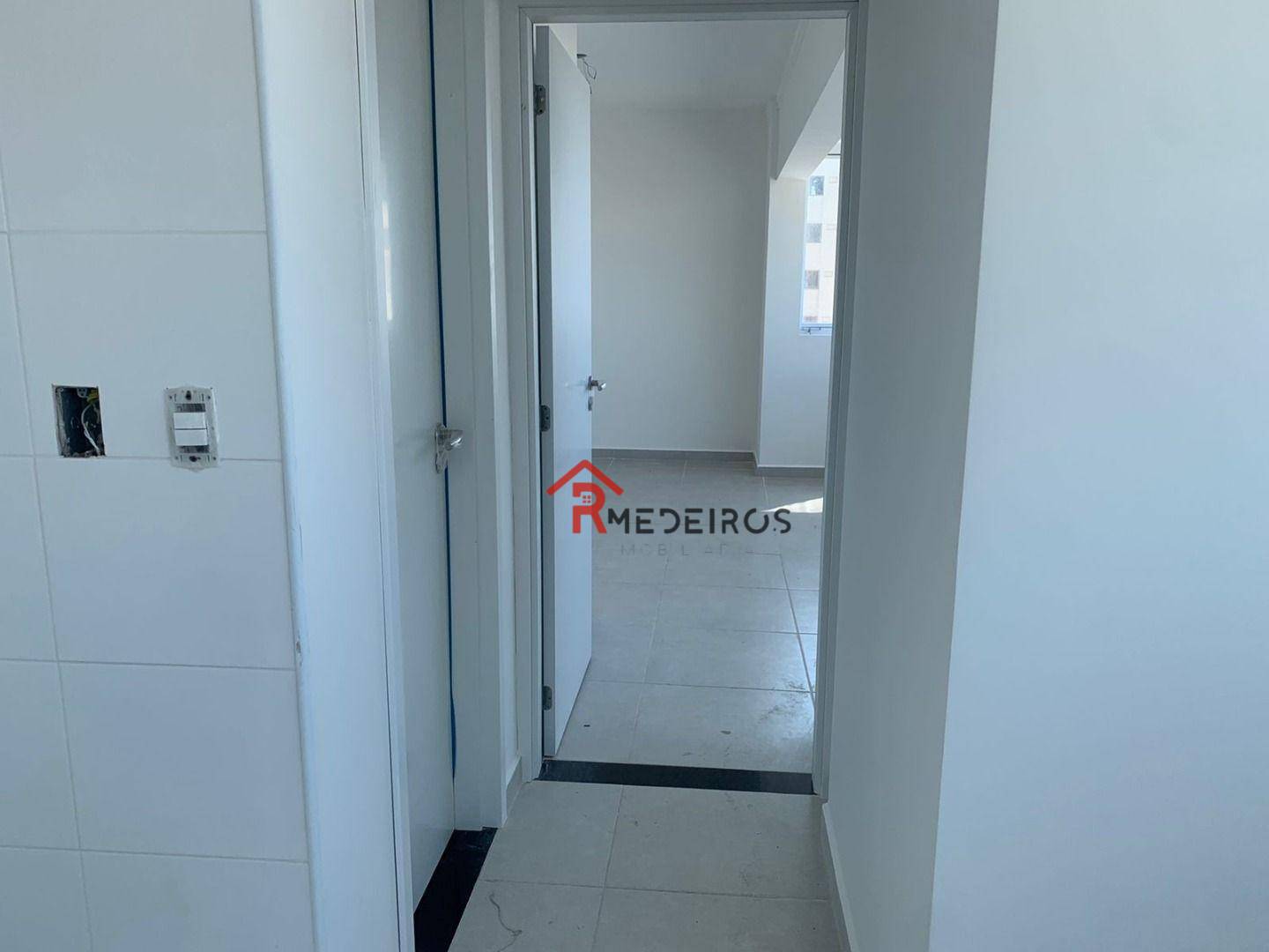 Apartamento à venda com 1 quarto, 46m² - Foto 9