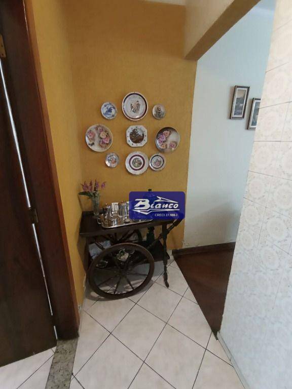 Sobrado à venda com 2 quartos, 164m² - Foto 8