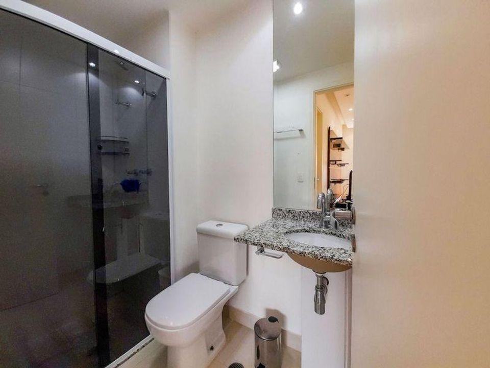 Apartamento para alugar com 1 quarto, 62m² - Foto 17