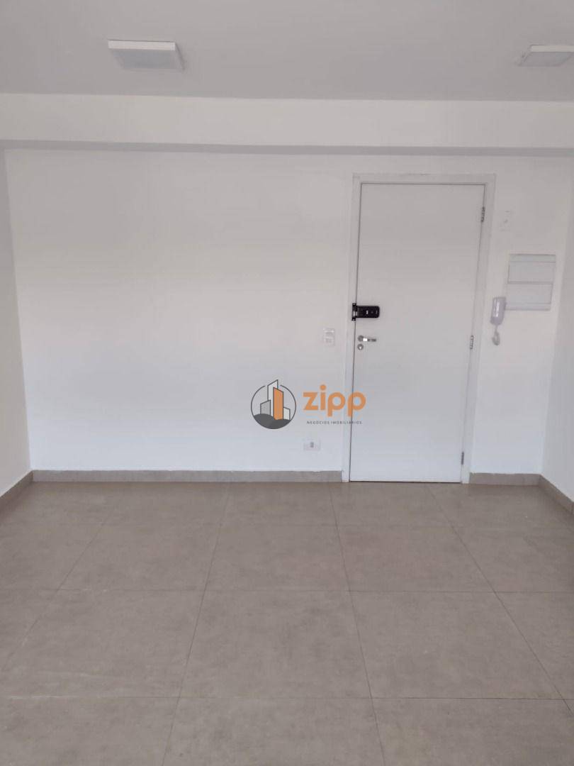 Apartamento para alugar com 2 quartos, 40m² - Foto 13