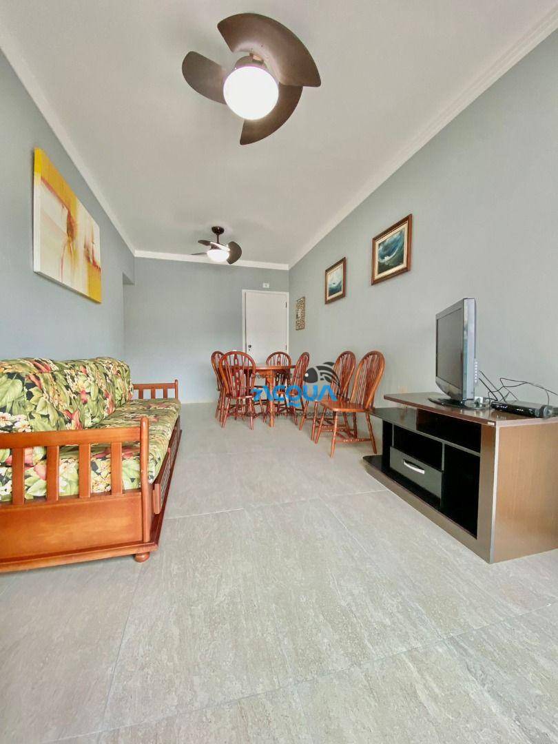 Apartamento à venda com 2 quartos, 70m² - Foto 2