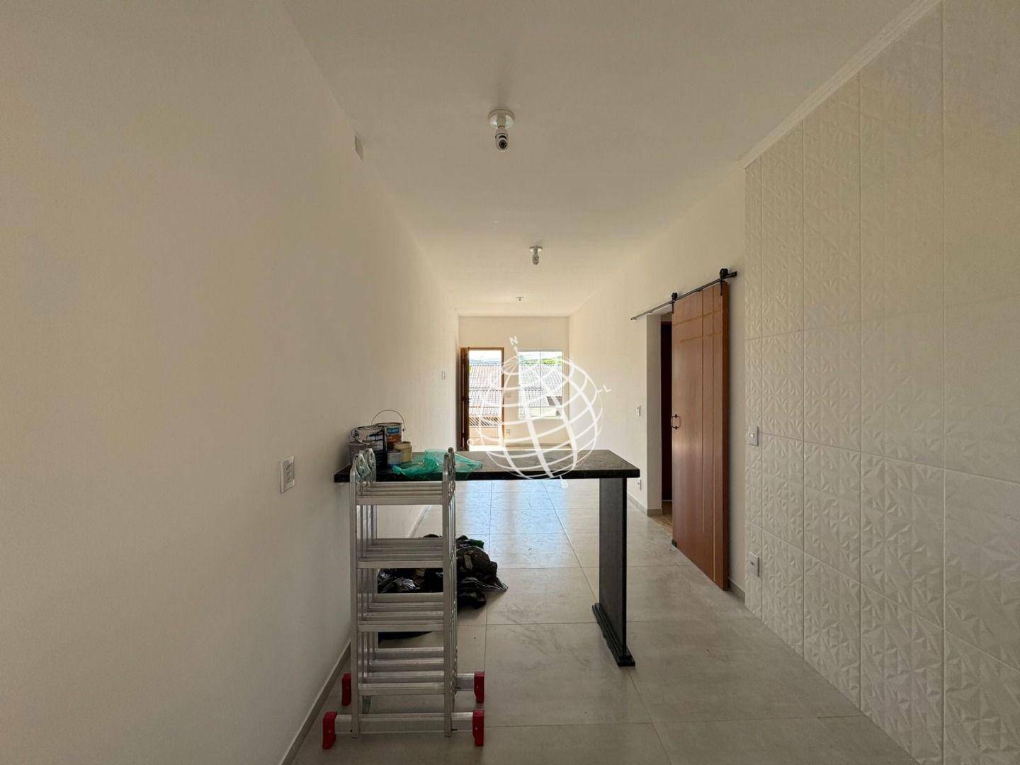 Casa à venda com 2 quartos, 64m² - Foto 9