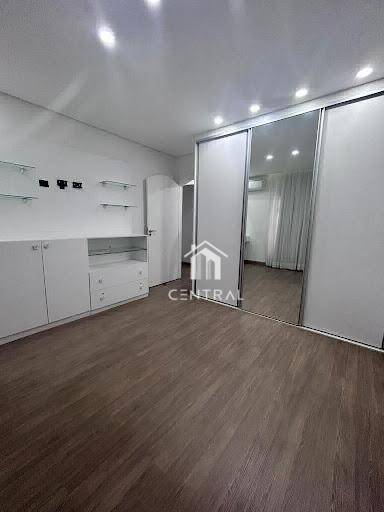 Casa à venda com 4 quartos, 385m² - Foto 14