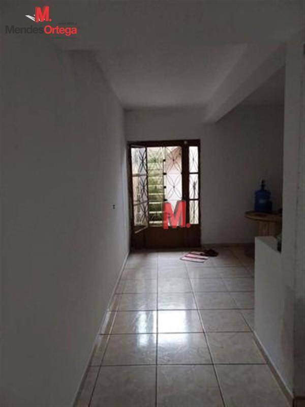 Casa à venda com 2 quartos, 107m² - Foto 4