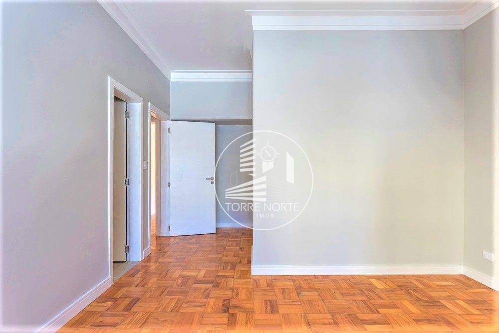 Apartamento à venda com 3 quartos, 169m² - Foto 10