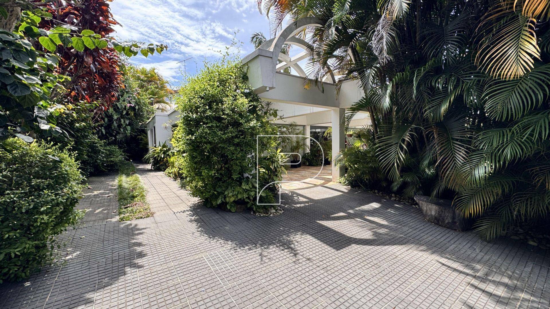 Casa de Condomínio à venda com 5 quartos, 750m² - Foto 2