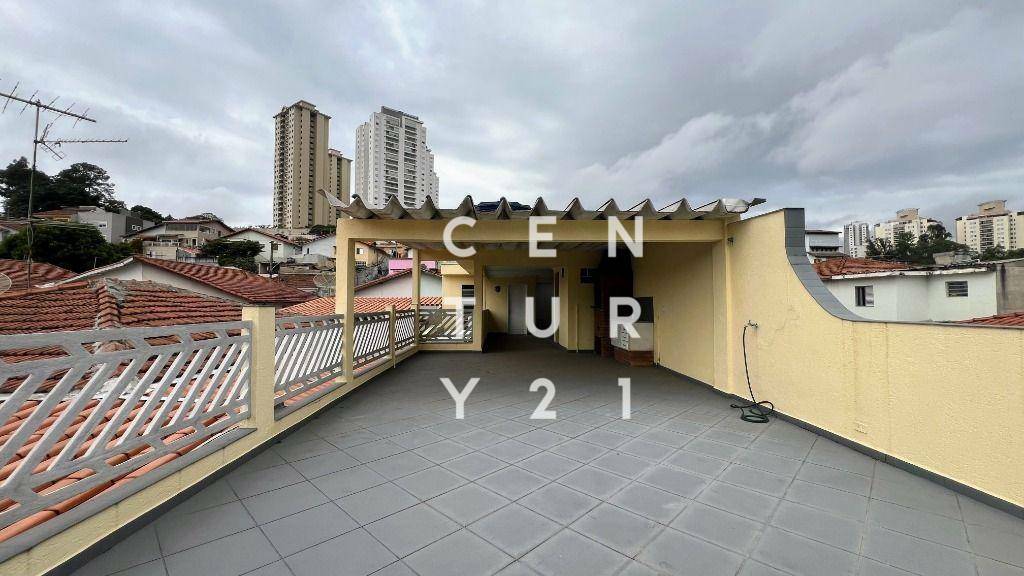 Sobrado à venda com 3 quartos, 240m² - Foto 1