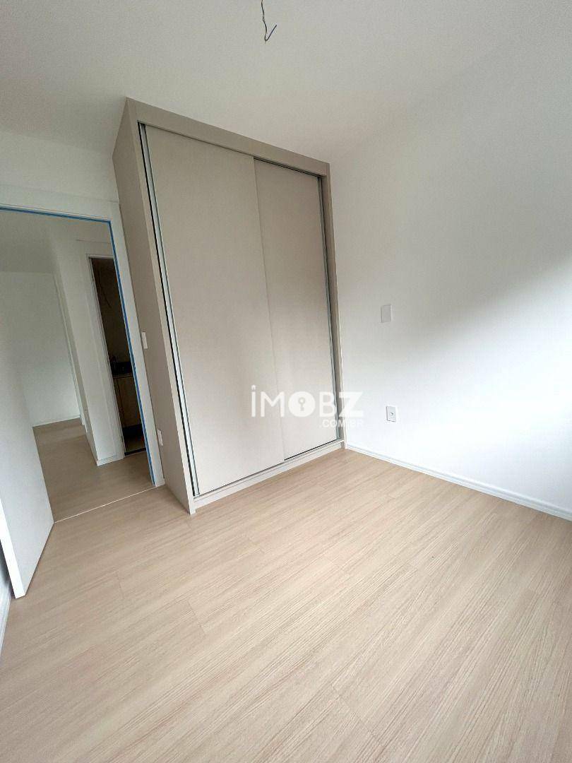 Apartamento à venda com 2 quartos, 55m² - Foto 7