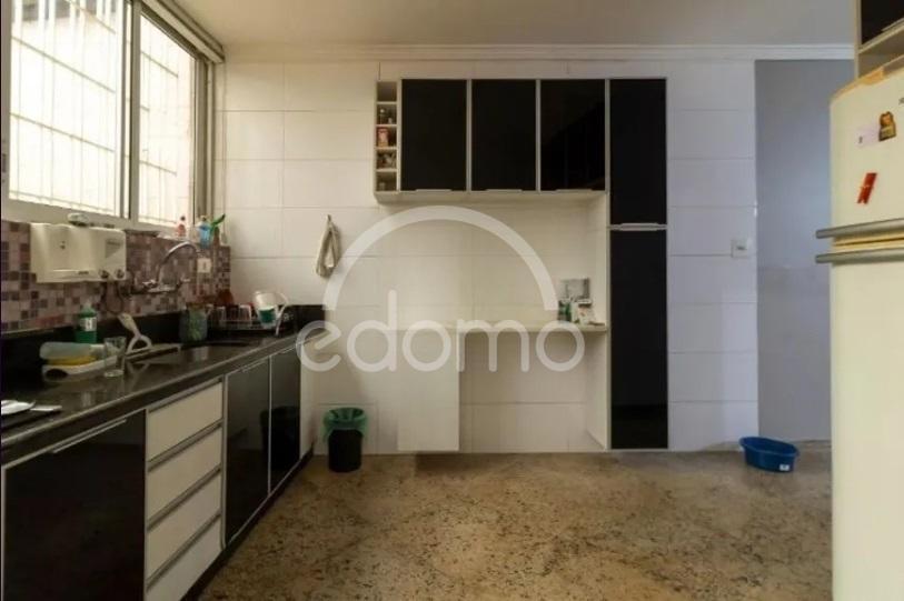 Casa para alugar com 3 quartos, 135m² - Foto 7