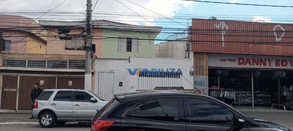 Sobrado à venda com 4 quartos, 160m² - Foto 1