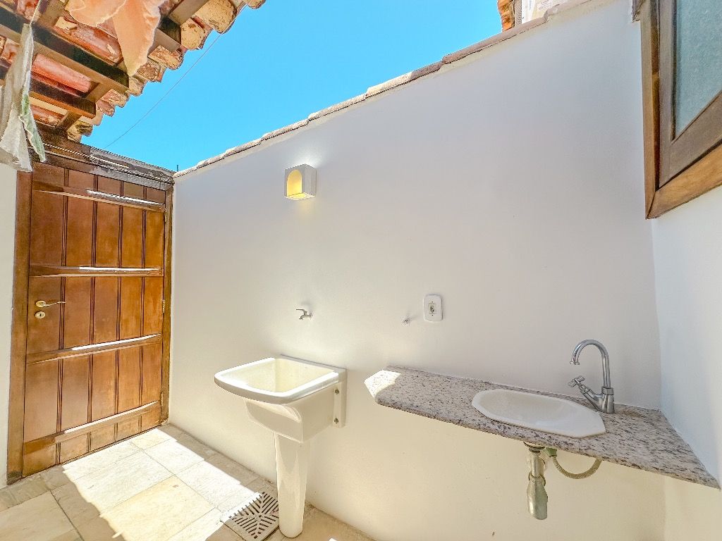 Casa de Condomínio à venda com 4 quartos, 180m² - Foto 29