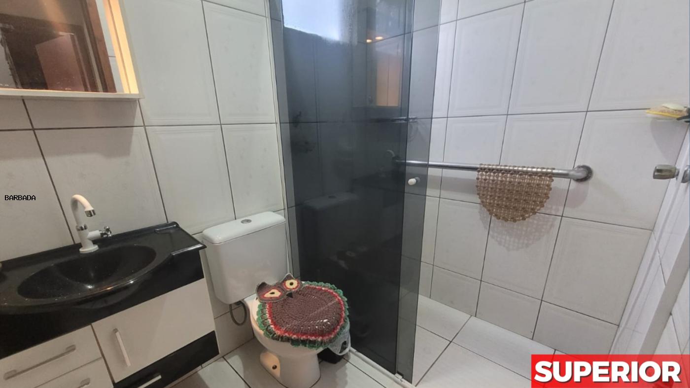 Casa à venda com 6 quartos, 160m² - Foto 4