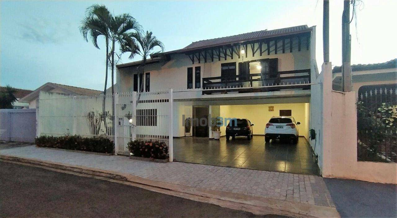 Sobrado à venda com 3 quartos, 249m² - Foto 23