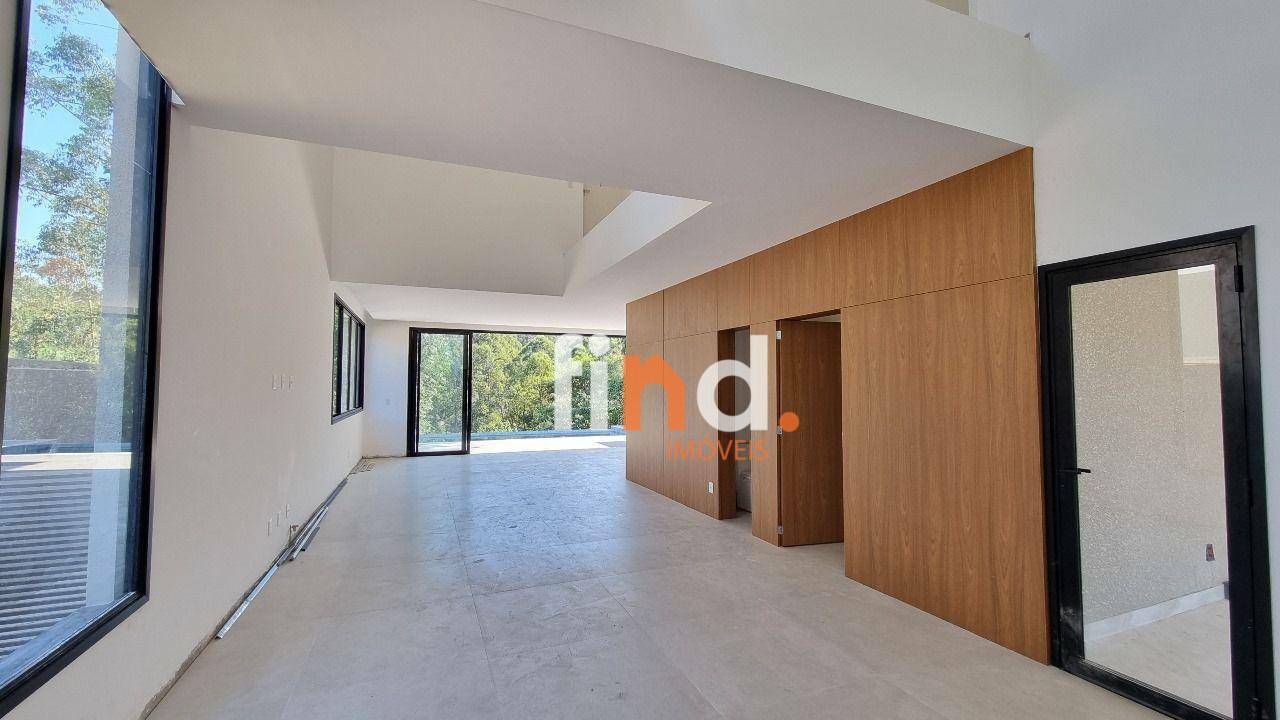 Casa de Condomínio à venda com 3 quartos, 263m² - Foto 3