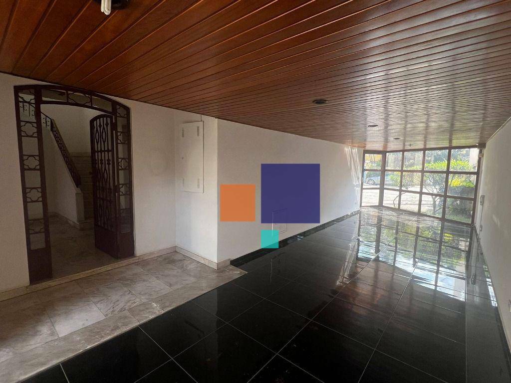 Casa à venda e aluguel, 600m² - Foto 1