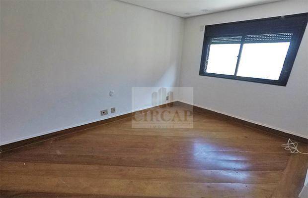 Apartamento à venda com 4 quartos, 188m² - Foto 19