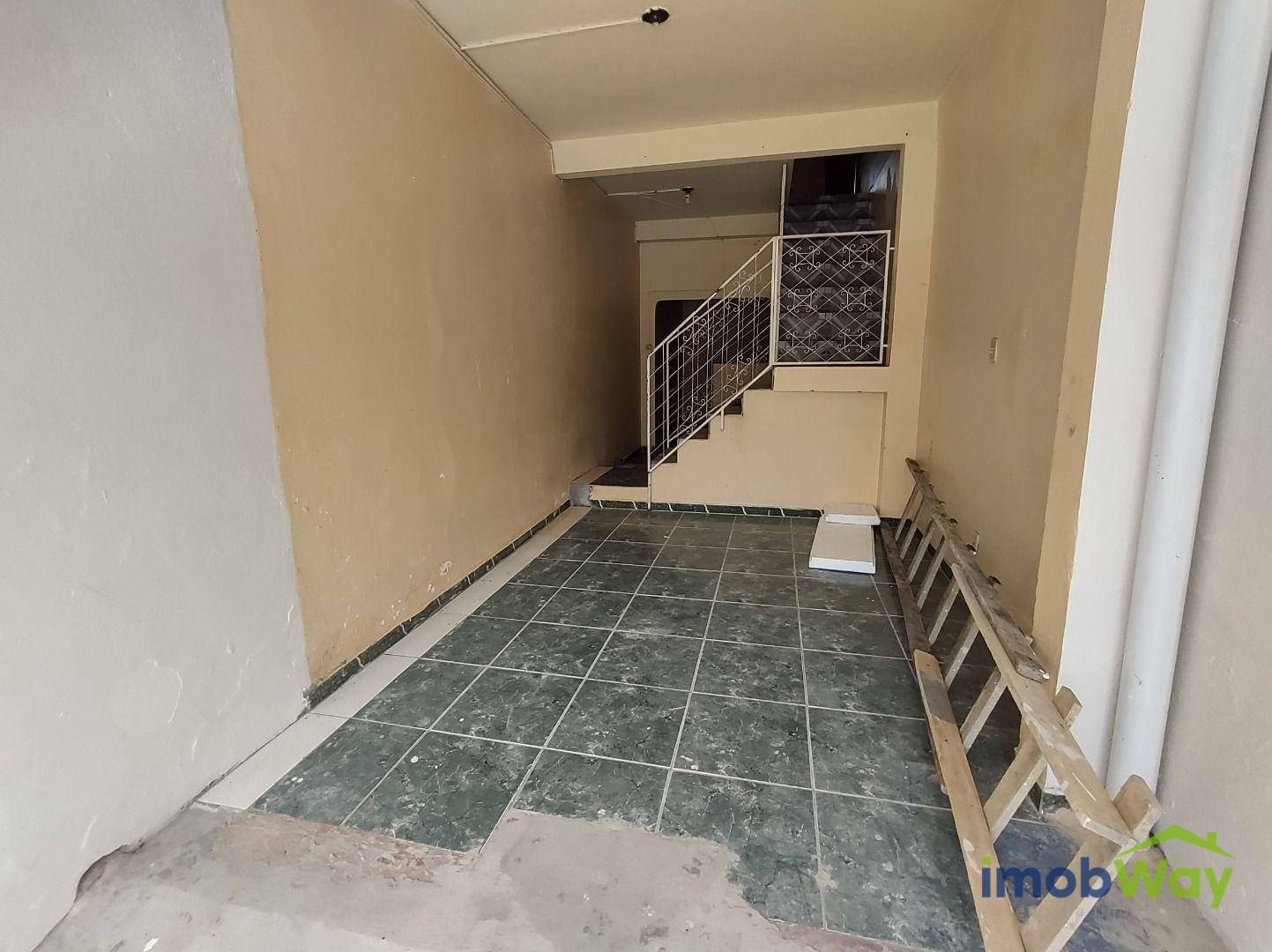 Apartamento para alugar com 2 quartos, 100m² - Foto 2