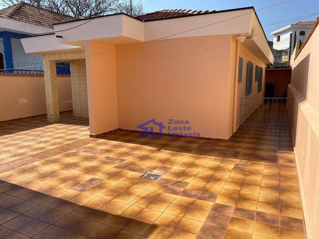 Casa à venda com 5 quartos, 150m² - Foto 3