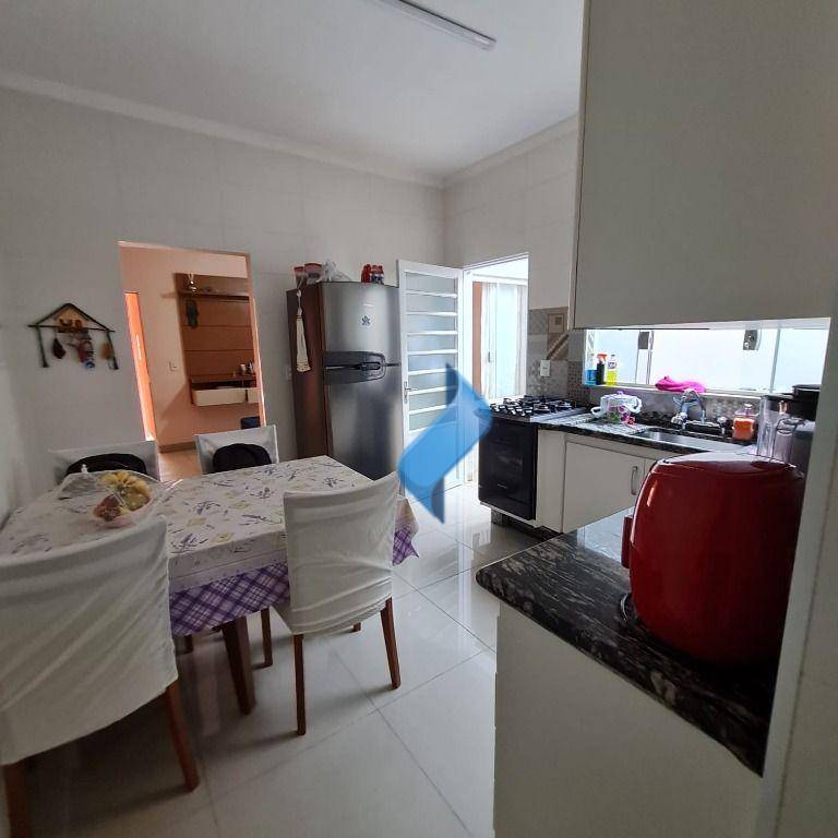 Casa à venda com 3 quartos, 150m² - Foto 15