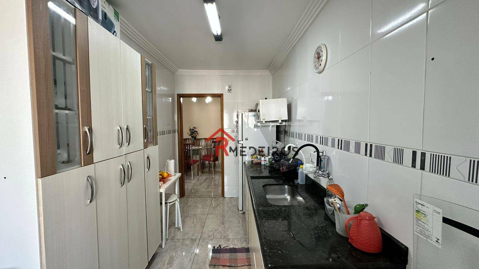 Apartamento à venda com 2 quartos, 84m² - Foto 8