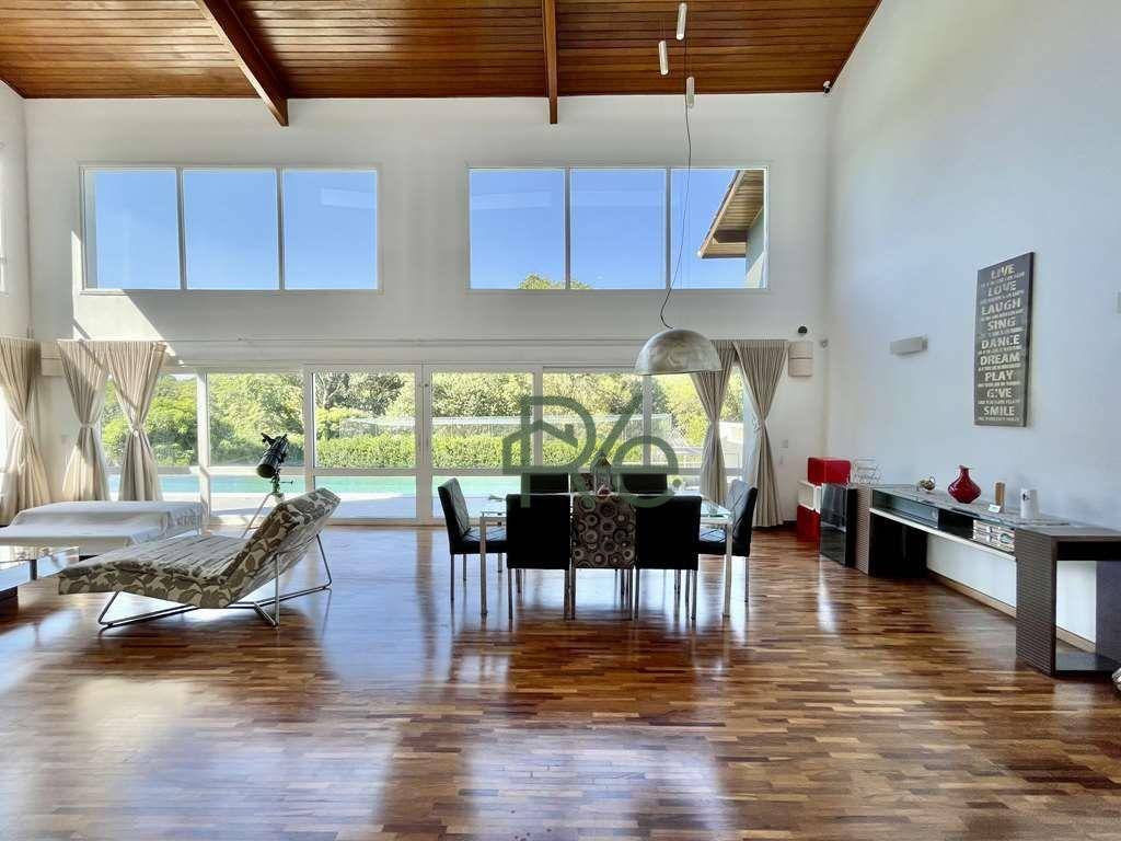 Casa de Condomínio à venda com 4 quartos, 556m² - Foto 17