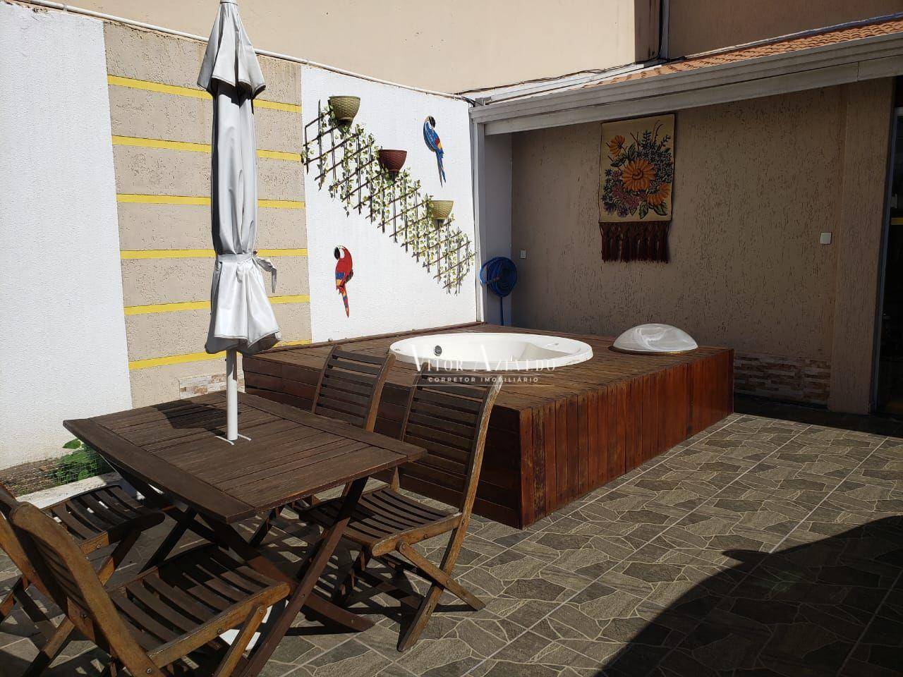 Casa à venda com 3 quartos, 170m² - Foto 3