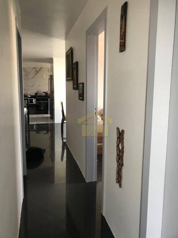 Apartamento à venda com 3 quartos, 97m² - Foto 9