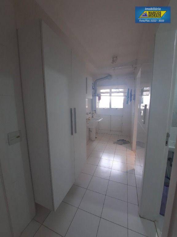 Apartamento à venda e aluguel com 3 quartos, 196m² - Foto 7