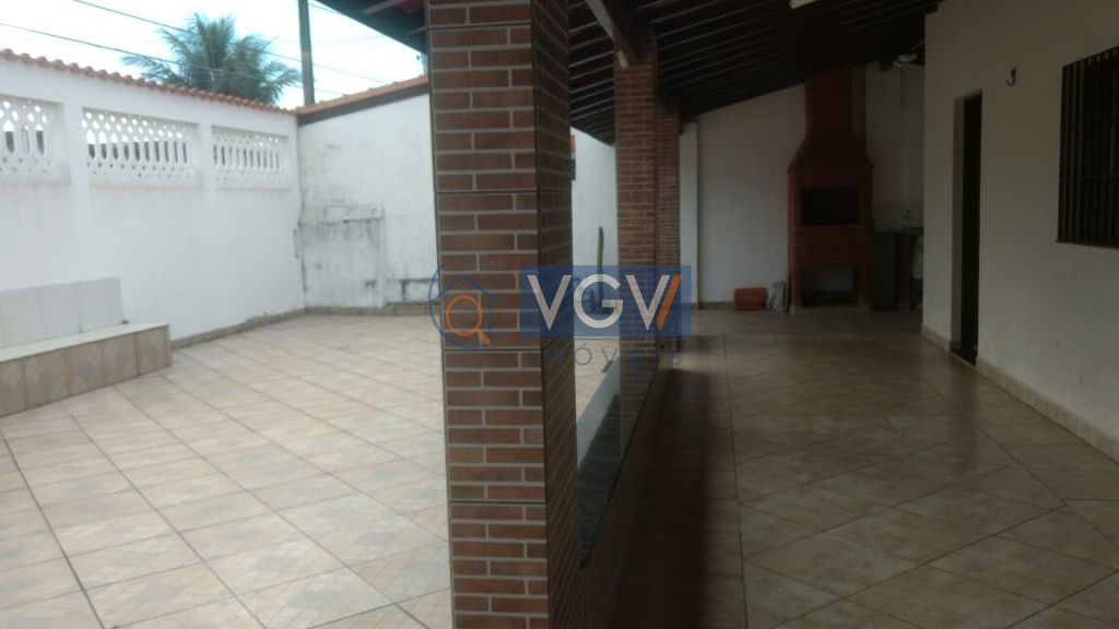 Casa à venda com 2 quartos, 250m² - Foto 9