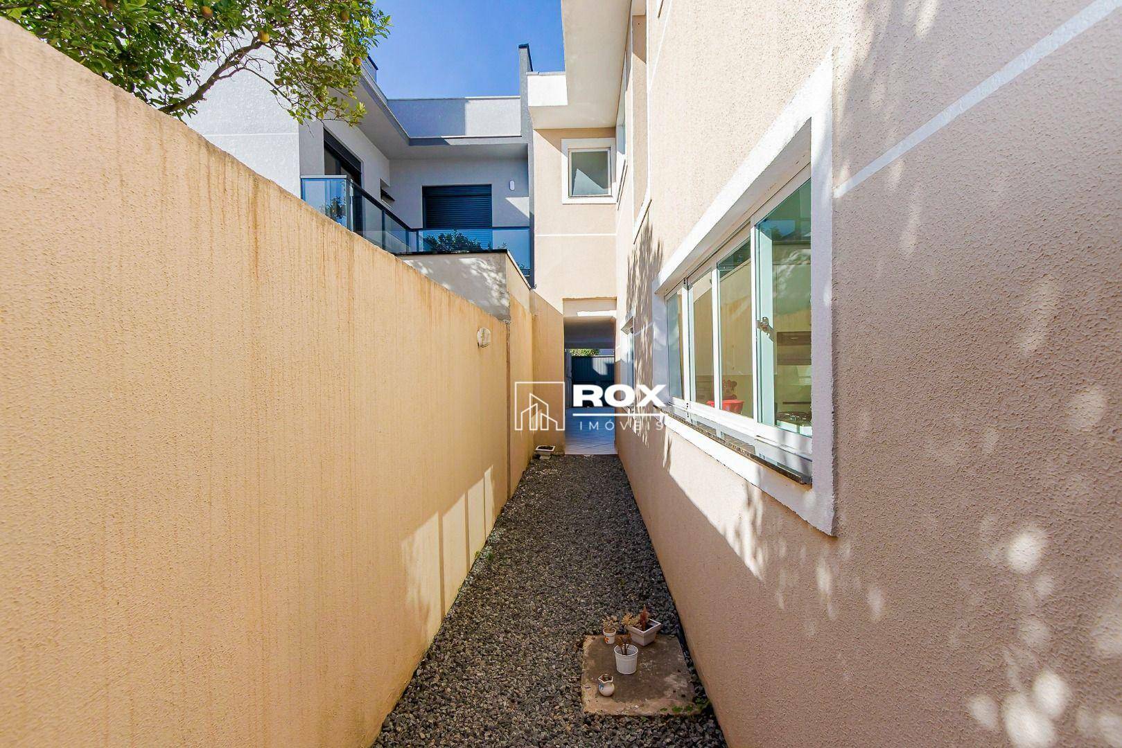 Casa para alugar com 4 quartos, 362m² - Foto 59