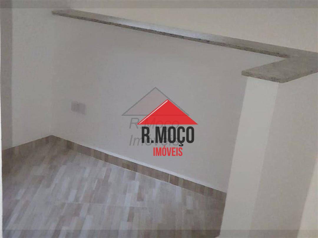 Sobrado à venda com 3 quartos, 100m² - Foto 17