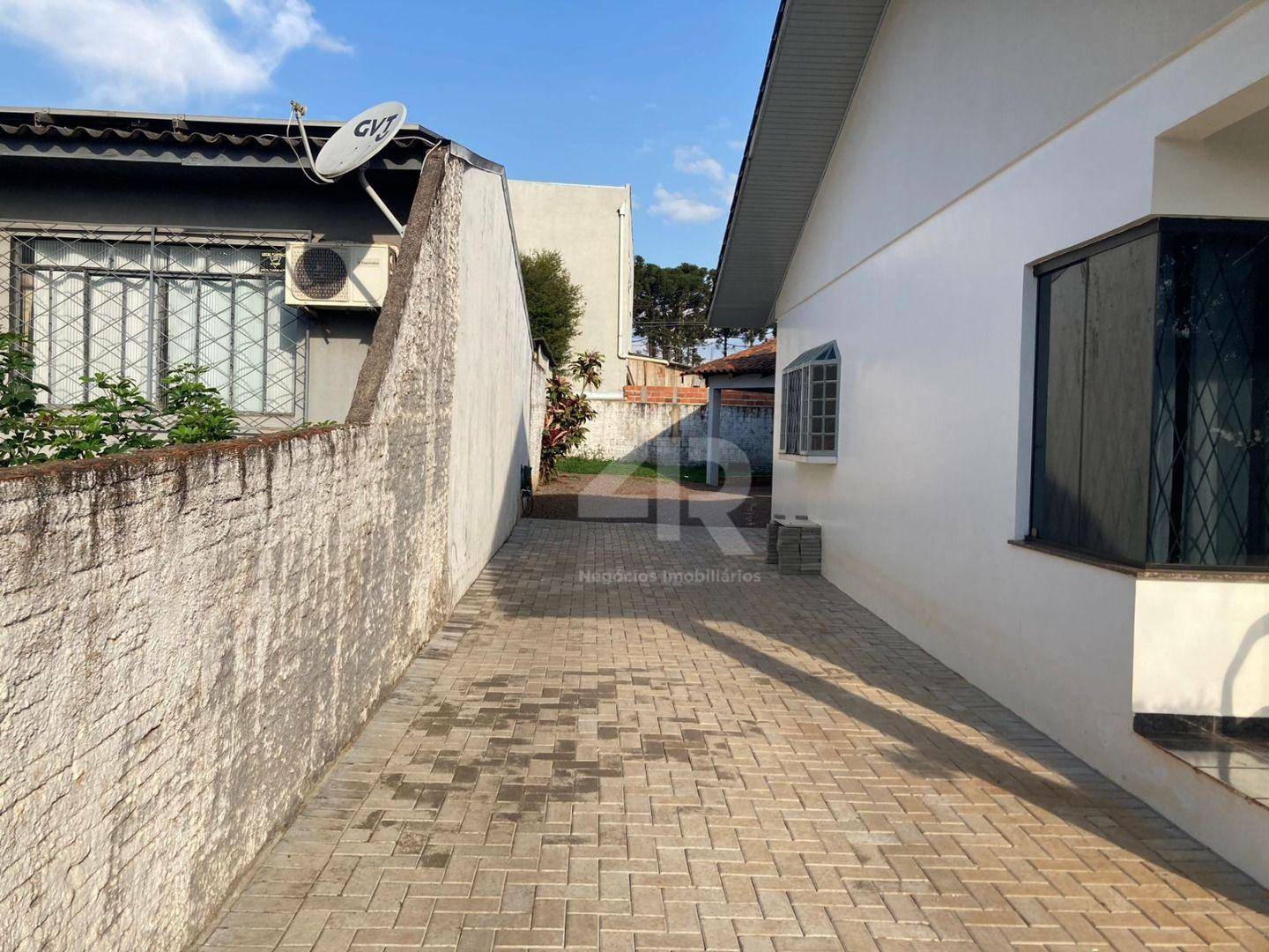 Casa à venda com 3 quartos, 172m² - Foto 4