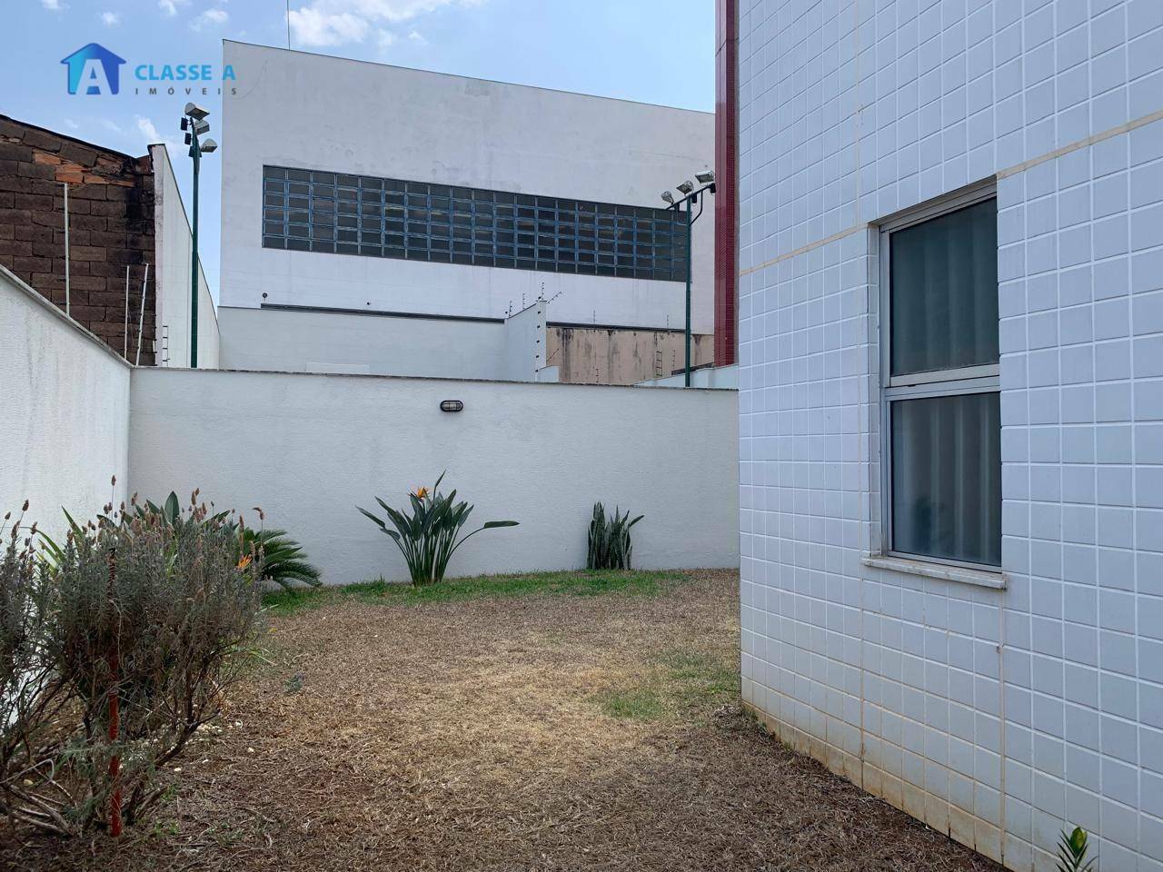 Apartamento à venda com 4 quartos, 200m² - Foto 26