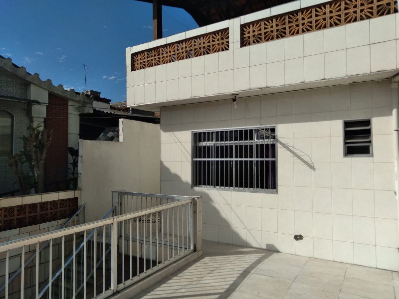 Casa à venda com 3 quartos, 150m² - Foto 8