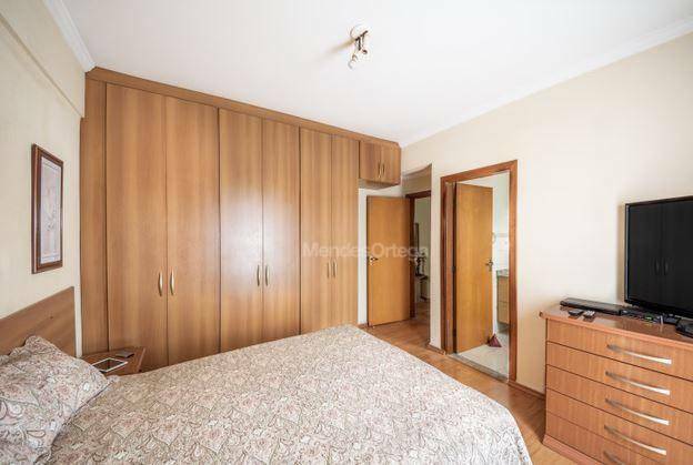 Apartamento à venda com 3 quartos, 90m² - Foto 8