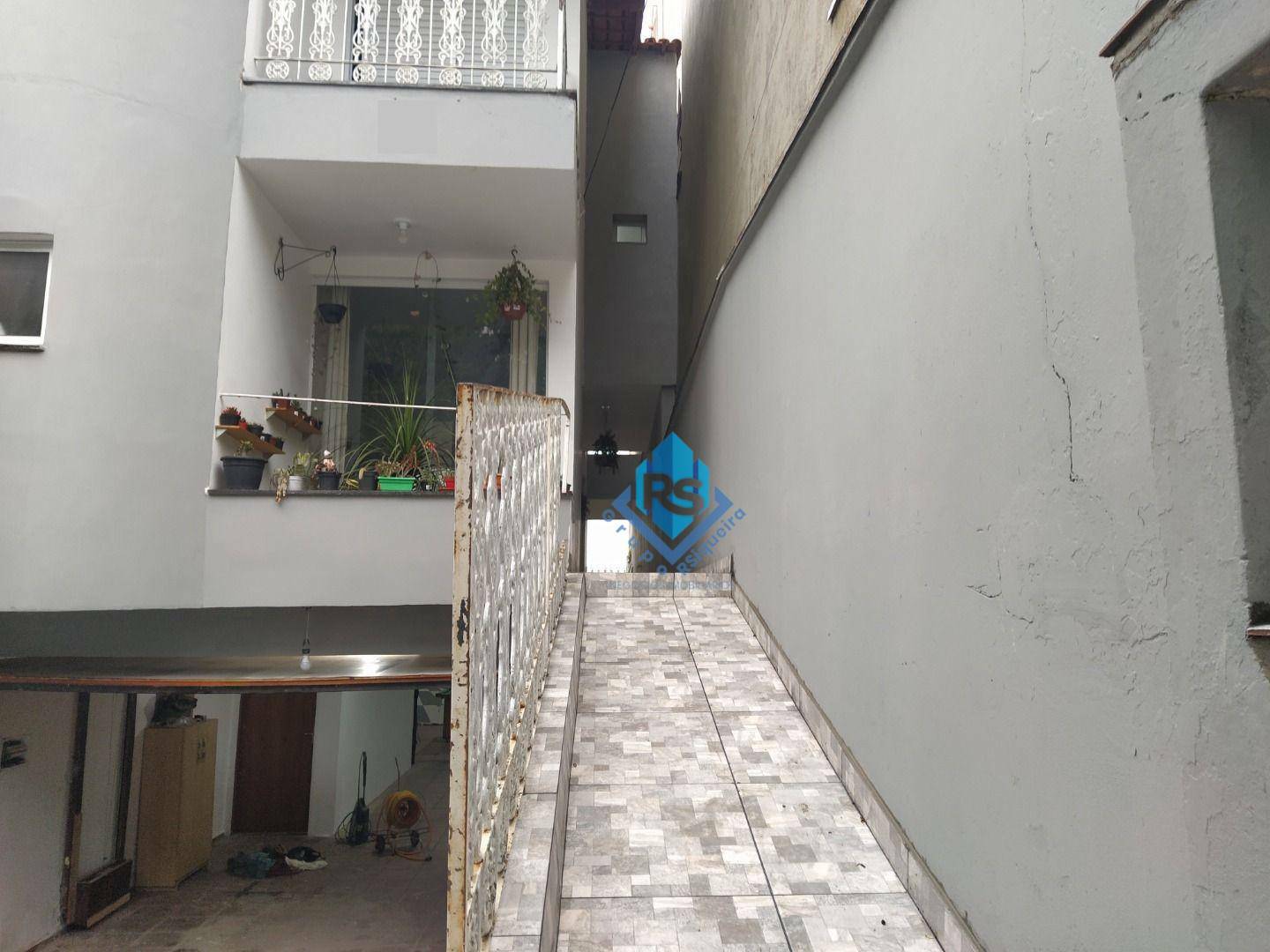 Sobrado à venda e aluguel com 5 quartos, 290m² - Foto 2