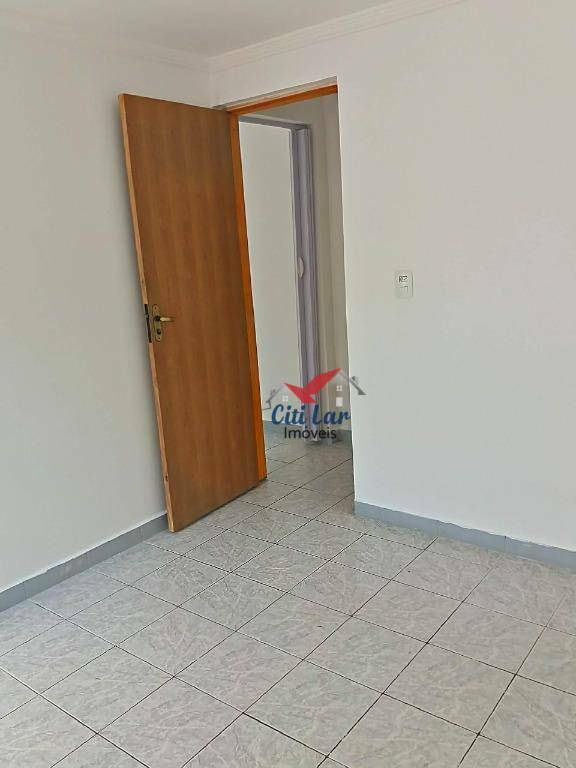 Apartamento à venda com 2 quartos, 60m² - Foto 17